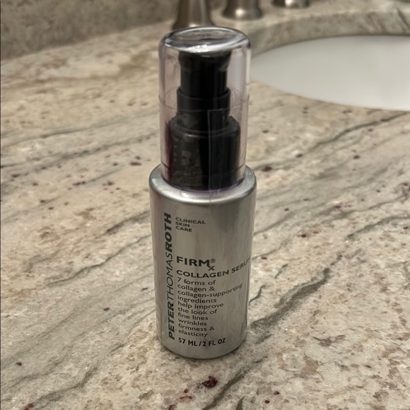 Peter Thomas Roth Silver Makeup Collection - Picture 4 of 6